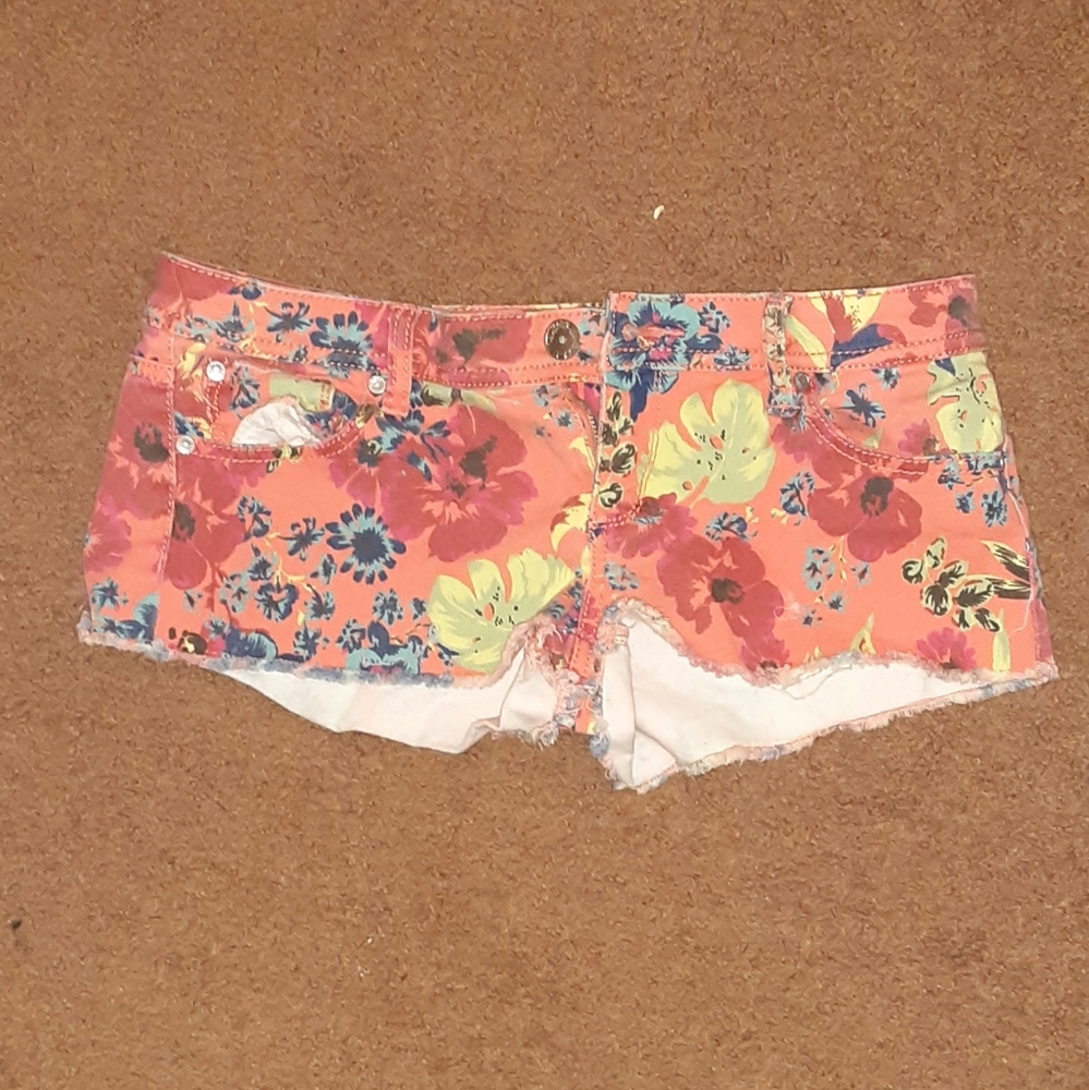 Almost famous shorts